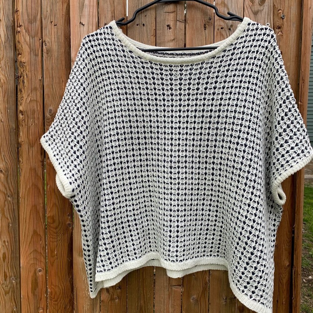 Light poncho sweater
